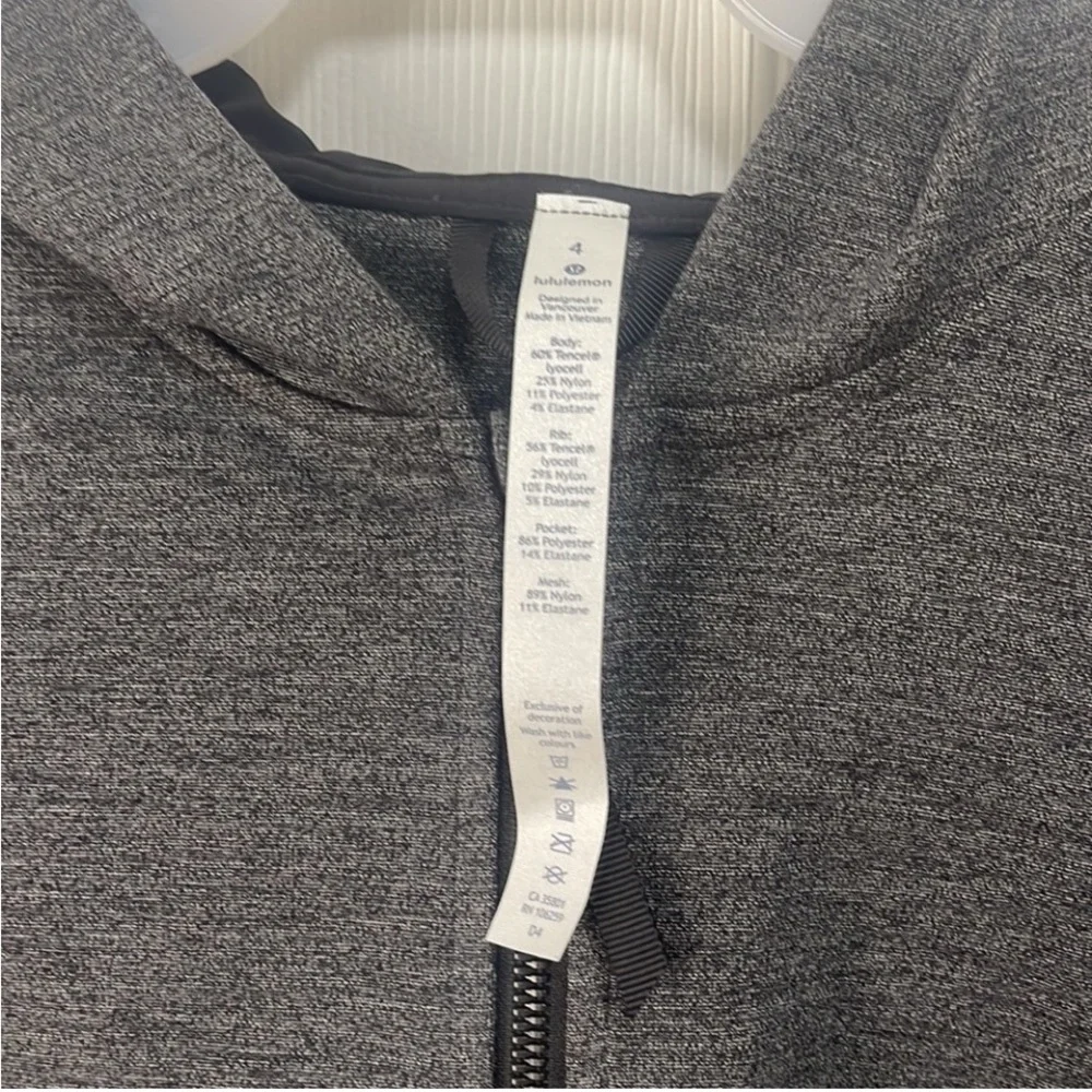 Lululemon City Trek Jacket in Heathered Black Size 4 - Picture 3 of 9